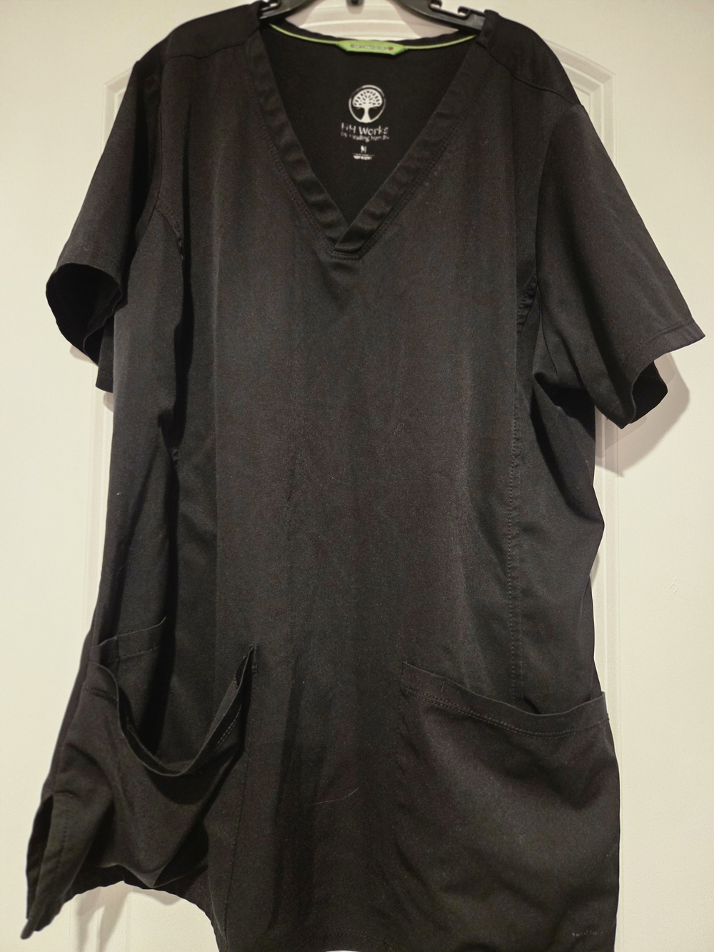 healing hands Black V-Neck Short Sleeve Scrub Top